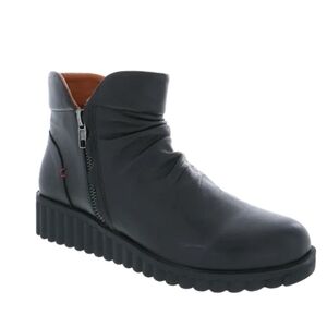 Biza “Eve” Leather Ankle Boots – Size 37 (US 6.5–7)